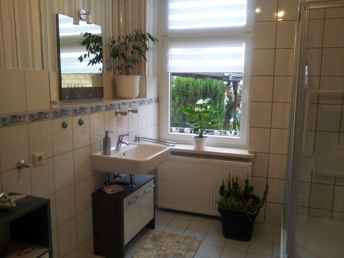 Usis_Ferienwohnung Im Harz クヴェードリンブルク エクステリア 写真